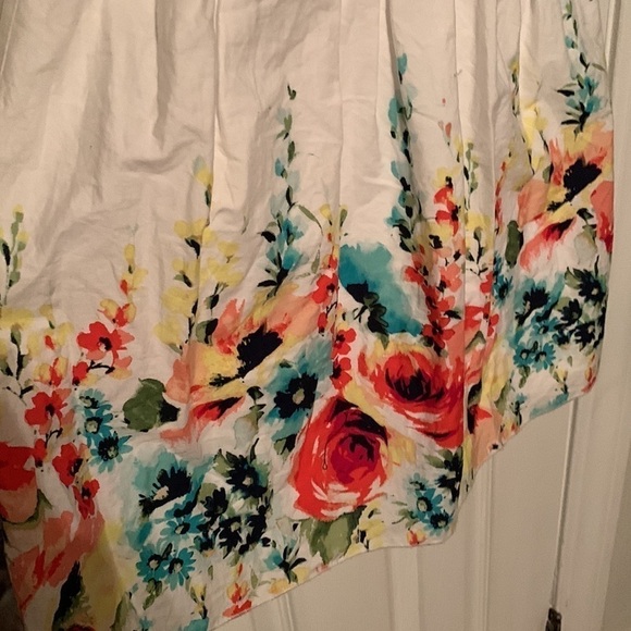 Speechless Floral Print on White Dress Size 3 #37 - Picture 3 of 9